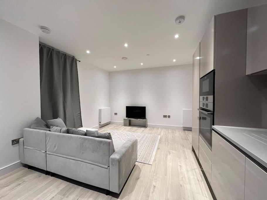 لندن 2 Bed Penthouse Style Apartment المظهر الخارجي الصورة